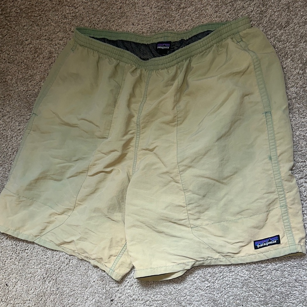 Patagonia Sample Green Tan Faded Baggies
